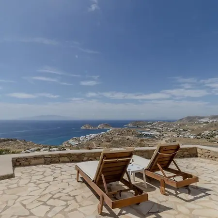 Cycladic Boungainvillea Kalafatis