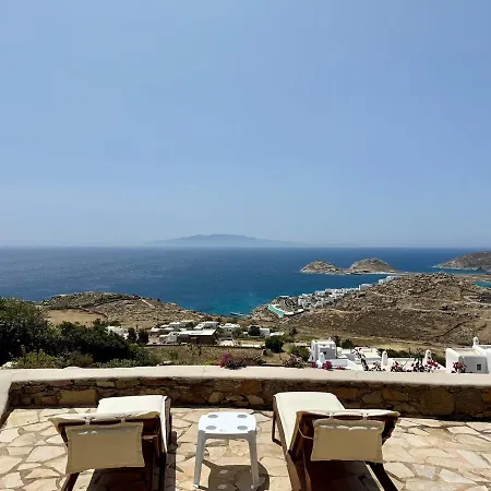 Cycladic Boungainvillea Kalafatis